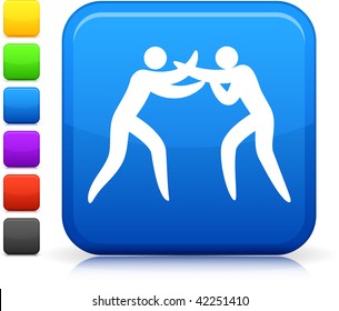 Icono de boxeo en botón de internet cuadrado Seis opciones de color incluidas.