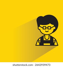 Avatar del carácter del muchacho con la sombra sobre fondo amarillo