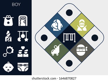 conjunto de iconos de niño. 13 íconos de niño llenos.  Iconos modernos sencillos, como: Swing, Baby, Diapers, Rattle, Couple, Woman, Crib juguy, Bib, baño público, Ninja, Girl, Stroller