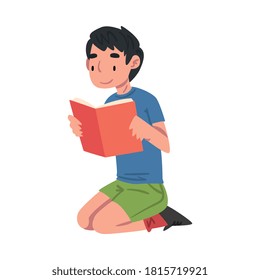 Boy Reading Book Sitting on the Floor auf seiner Knie Cartoon Stil Vektorgrafik auf weißem Hintergrund