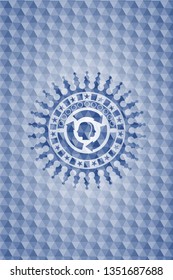 brain storm icon inside blue emblem with geometric background.
