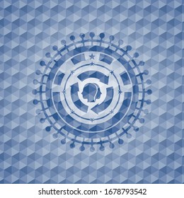 brain storm icon inside blue emblem with geometric pattern.