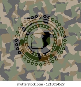 bread icon on camo texture