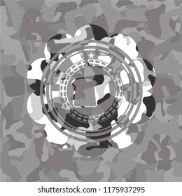 bread icon on grey camo pattern