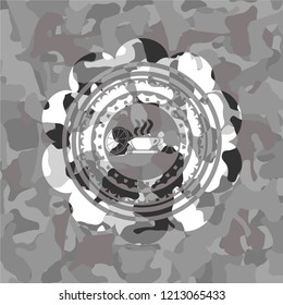 breakfast  icon inside grey camouflage texture
