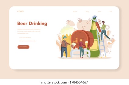 Banner web de cervecería o página de inicio. Producción de cerveza artesanal, proceso de elaboración. depósito de cerveza de barril, taza de cosecha y botella llena de alcohol. Ilustración vectorial aislada