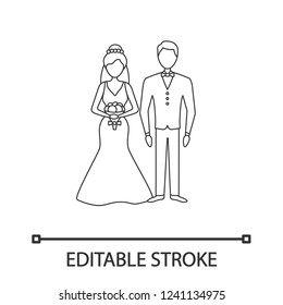 Bride and bridegroom linear icon. Wedding ceremony.Thin line illustration. Newlywed. Just married couple. Fiance, fiancee. Wedding agency. Contour vector isolated outline drawing. Editable stroke