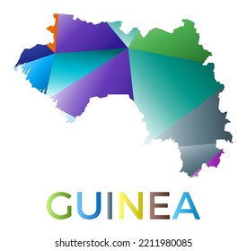 Forma de Guinea de color brillante. Logo de país de estilo geométrico multicolor. Diseño moderno y de moda. Ilustración vectorial vibrante.