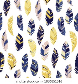 Las plumas coloridas brillantes son un patrón impecable. Textura de boho étnico en colores pastel. Fondo claro. Ilustración vectorial. Ideal para el diseño textil, de papel, de camisetas