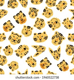 Patrón transparente y colorido con animales exóticos. Tigres amables. Patrón de la jungla natural. Estilo infantil.Símbolo de 2022