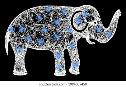 Helles Kreuzen des Maschelefanten-Wireframe mit hellen Punkten. Illuminiertes Vektorgerüst aus Elefantensymbol und kreuzten weißen Linien. Sparkenkarkaschtemaschine auf schwarzem Hintergrund.