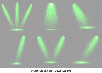 Éclair lumineux avec des faisceaux en forme de croix, éclat d'étoile vert rayonnant.  Lentilles abstraites lumineuses effets de lumière. Un rayon d'un projecteur et d'une étoile. Lumière du soleil, effet spécial abstrait
