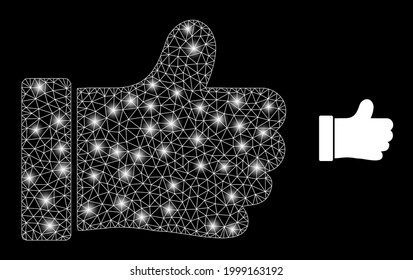 Pulgar del vector de malla brillante hacia arriba con efecto de resplandor. Malla blanca, manchas relámpago sobre un fondo negro con un icono de pulgar hacia arriba. Los elementos de malla y foco se colocan en diferentes capas.