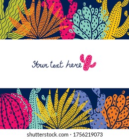 Postal brillante con cactus decorativos.