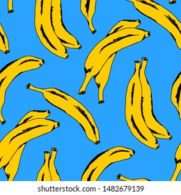Bright seamless pattern of hand drawn ripe bananas.

