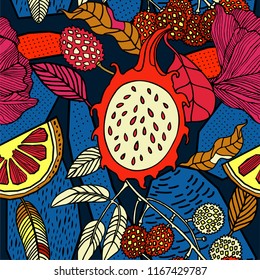 Bright seamless pattern of tropical leaves of palm trees, flowers and fruits.