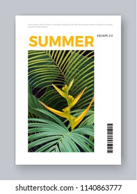 Brillante diseño tropical vectorial de verano con plátano verde y hojas de palma sabal y flores exóticas amarillas.