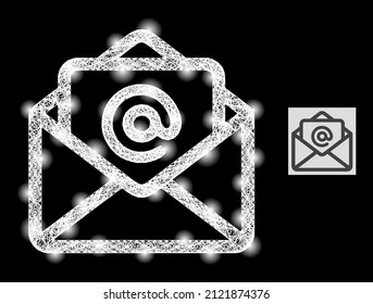 El marco de alambre brillante abre el correo electrónico con manchas luminosas sobre un fondo negro. Estructura vectorial iluminada basada en un icono de correo abierto, con malla interseccionada y manchas luminosas.