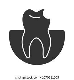 Broken tooth glyph icon. Chipped tooth. Silhouette symbol. Negative space. Vector isolated illustration