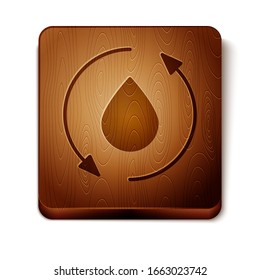 Icono de caída de aceite marrón aislado en fondo blanco. Botón cuadrado de madera. Ilustración vectorial
