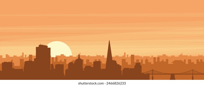 Braunes Panoramaposter der Stadt-Skyline mit nebeligen Hintergrundgebäuden, Sonnenaufgang, Wolken und Berge von SAN FRANCISCO, VEREINIGTE STAATEN