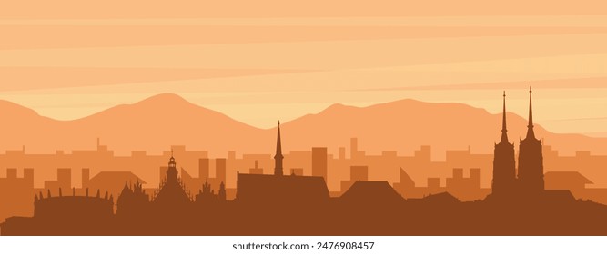 Afiche panorámico marrón del horizonte de la ciudad con edificios de fondo brumoso, amanecer, nubes y montañas de WROCLAW, POLONIA