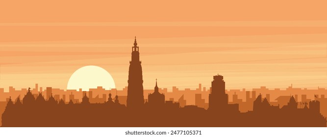 Braunes Panoramaposter der Stadtskyline mit nebeligen Hintergrundgebäuden, Sonnenaufgang, Wolken und Bergen von ANTWERPEN, BELGIEN