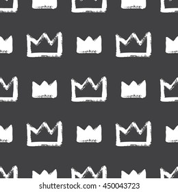 Brush or chalk drawn textured crown seamless vector pattern. Rough, artistic edges. Cute, creative corona illustration. Abstract background.