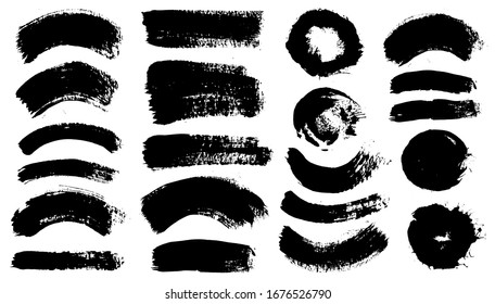 Brosse-toi. Image vectorielle ensemble de pinceaux. Éléments de design grunge. Zones de texte rectangulaires, bulles de discours rondes. Banderoles de texture de détresse. Des éclaboussures d'encre. Cadres de cercle grunge peint.