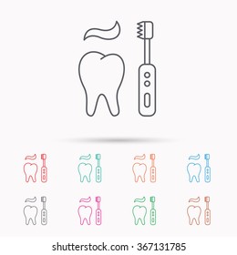 Brushing teeth icon. Electric toothbrush sign. Toothpaste and tooth symbol. Linear icons on white background.