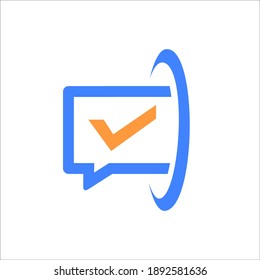charla de burbuja o mensaje de chat con lista de verificación, diseño de icono simple y plano