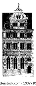 Façade of the Building of Henry the Wise in Heidelberg Castle 1601 to 1607 a famous ruin in Germany landmark of Heidelberg intermediate station the Heidelberger Bergbahn runs from Heidelbergs Kornmark