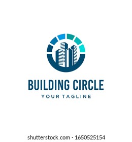 Diseño del logotipo de construcción. Construyendo en el logotipo circular.