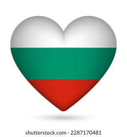 Bandera de Bulgaria en forma de corazón. Ilustración vectorial.