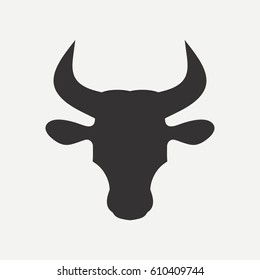 Bull head icon. Vector illustration.