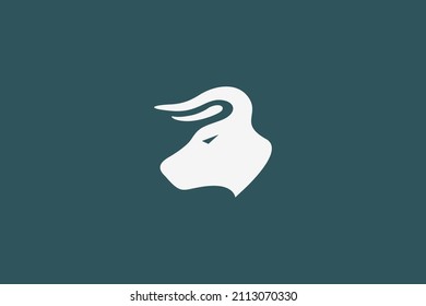 Bull head silhouette cool logo design