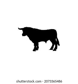 Bull icon. Simple style Steak house restaurant poster background symbol. Meat shop logo design element. T-shirt printing. Vector for sticker.
