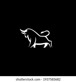 Diseño de ilustración vectorial del logotipo de toro, diseño creativo y sencillo,
puede utilizarse como logotipo y plantilla para la empresa.