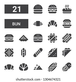 bun icon set. Collection of 21 filled bun icons included Cinnamon roll, Hotdog, Sandwich, Croissant, Baguette, Hot dog, Burger, Hamburguer, Hamburger