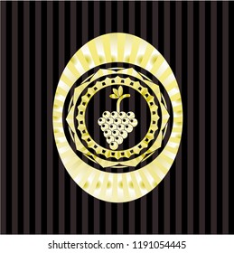 bunch of grapes icon inside golden badge