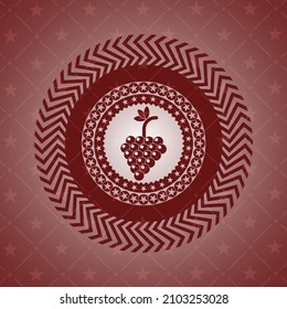 un montón de uvas icono dentro del emblema rojo. Vintage. 