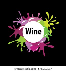 bunch of grapes for wine logo