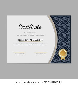 Business certificate islamic pattern template