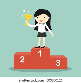 Concepto de negocios, mujer de negocios en el podio ganador y sosteniendo trofeo. Ilustración vectorial.