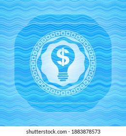 icono de idea de negocio dentro de la insignia de la ola de agua azul claro. 