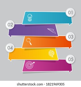 Design de modelo de infográfico de negócios com cinco ícones de opção e caixa de fala colorida.