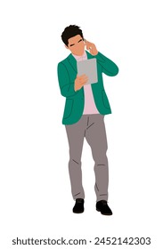 Hombre de negocios con la tableta digital, hablando por teléfono
