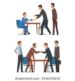 Socio de negocios sentado a la mesa cara a cara que participa en un conjunto de vectores de negociación