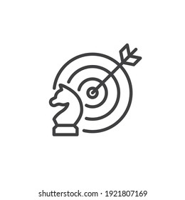 Business strategy line icon. linear style sign for mobile concept and web design. Horse chess and target outline vector icon. Symbol, logo illustration. Vector graphics