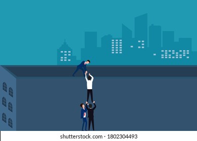 Concepto de vector de trabajo en equipo empresarial: empresario ayudando a sus colegas a subir a la cima de un edificio